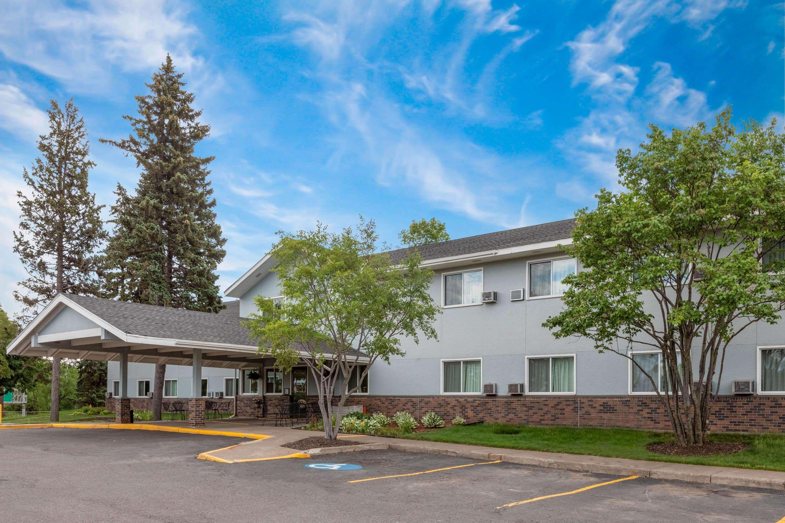 Hotel Super 8 By Wyndham Duluth Extérieur photo