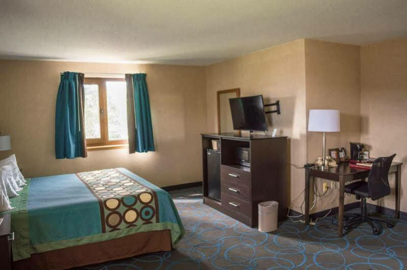 Hotel Super 8 By Wyndham Duluth Extérieur photo